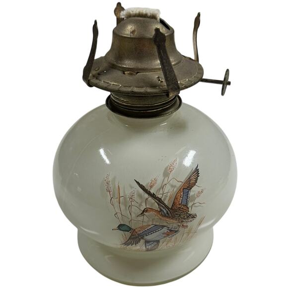 Vintage Lamplight Farms Duck Mallard Kerosene/Oil Lamp Excellent Condition - Picture 1 of 7